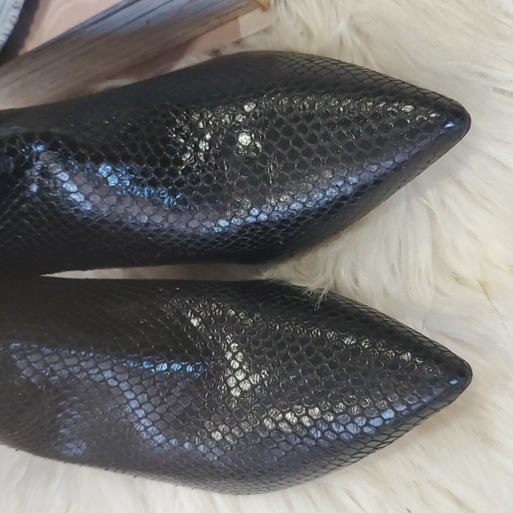 L'AGENCE black  ankle bootie boots size 7.5 - Picture 12 of 17